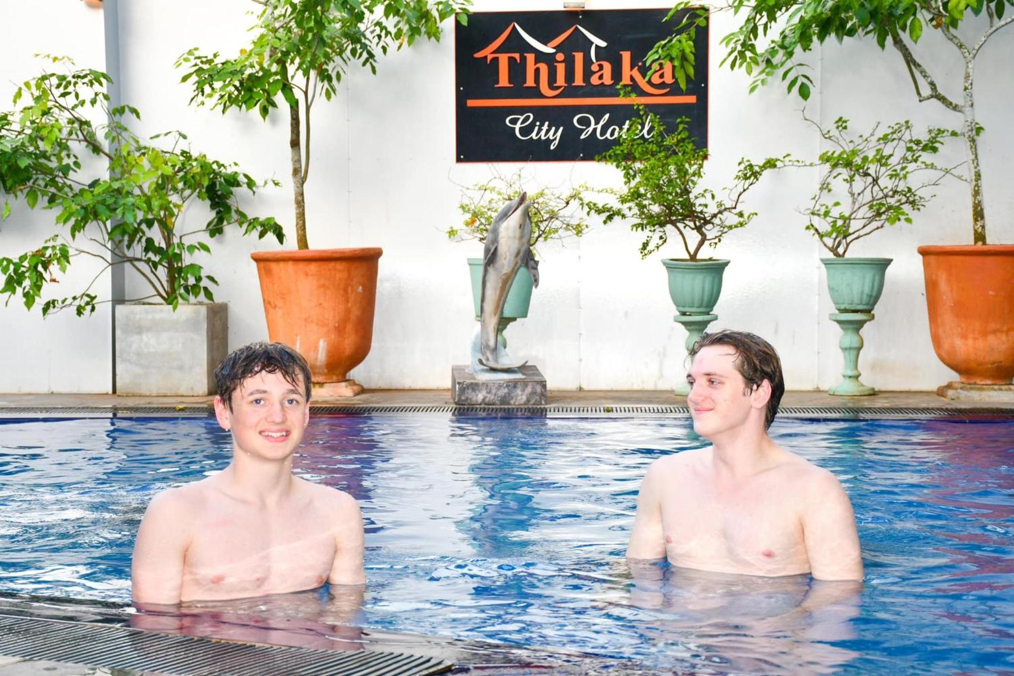 Thilaka City Hotel Anuradhapura Exteriör bild