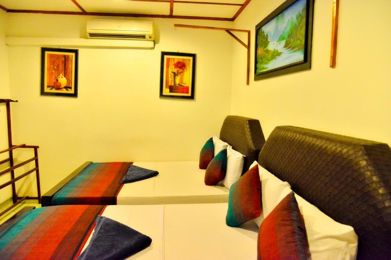 Thilaka City Hotel Anuradhapura Exteriör bild